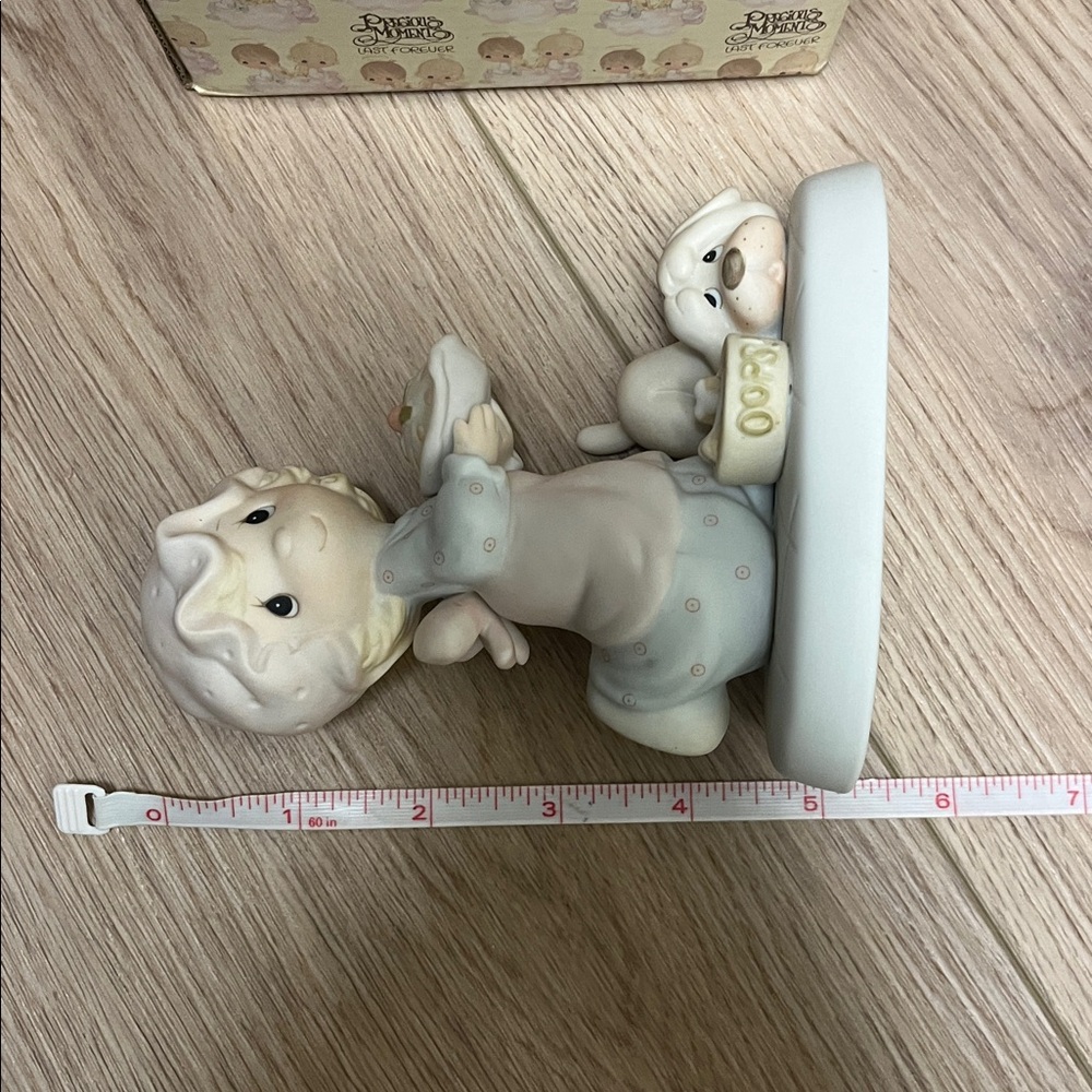 3 Precious Moments Figurines - Picture 6 of 16